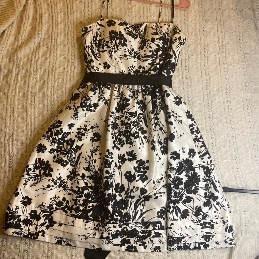 Black and White Evening Gown Size 10 evening dress